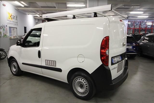 Usata Fiat Doblò Business 120 CV (88 kW) 2020 Bianco Monovolume