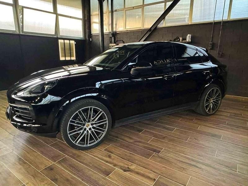 Usata Porsche Cayenne Coupe 340 CV (250 kW) 2019 Nero Coupé