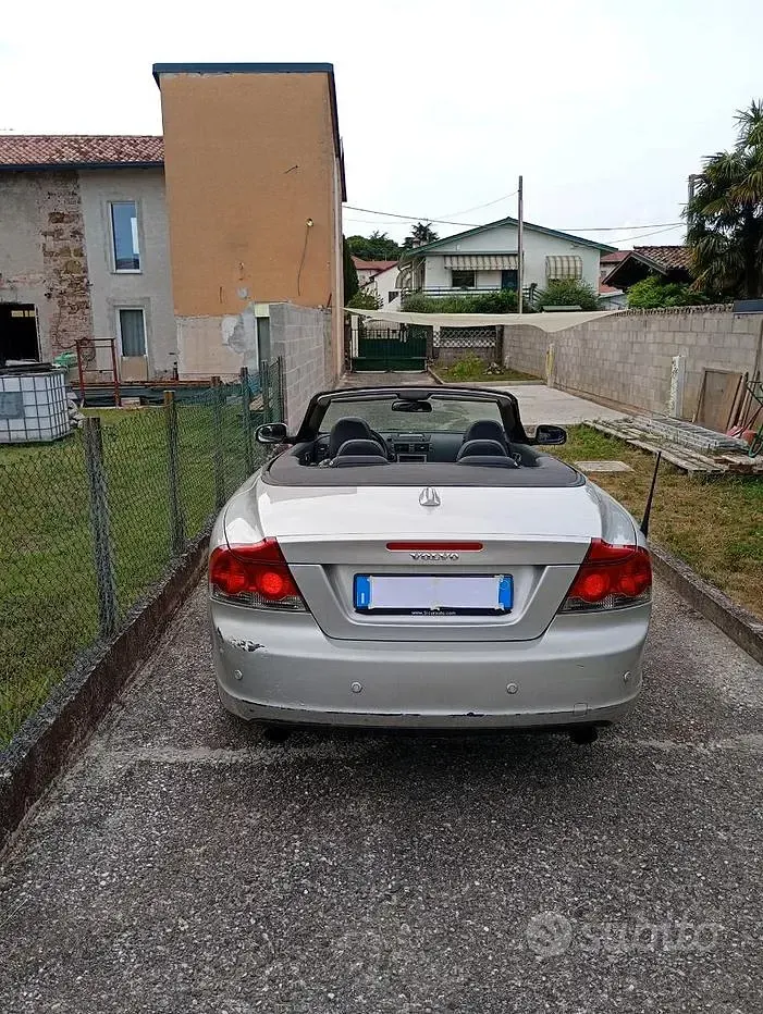 Usata Volvo C70 179 CV (131 kW) 2008 Cabrio