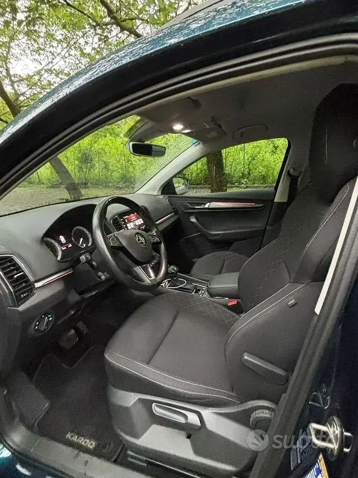 Usata Skoda Karoq Executive 116 CV (85 kW) 2018 Blu SUV