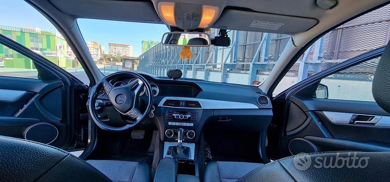 Usata Mercedes C200 Avantgarde 136 CV (100 kW) 2012 Nero Berlina