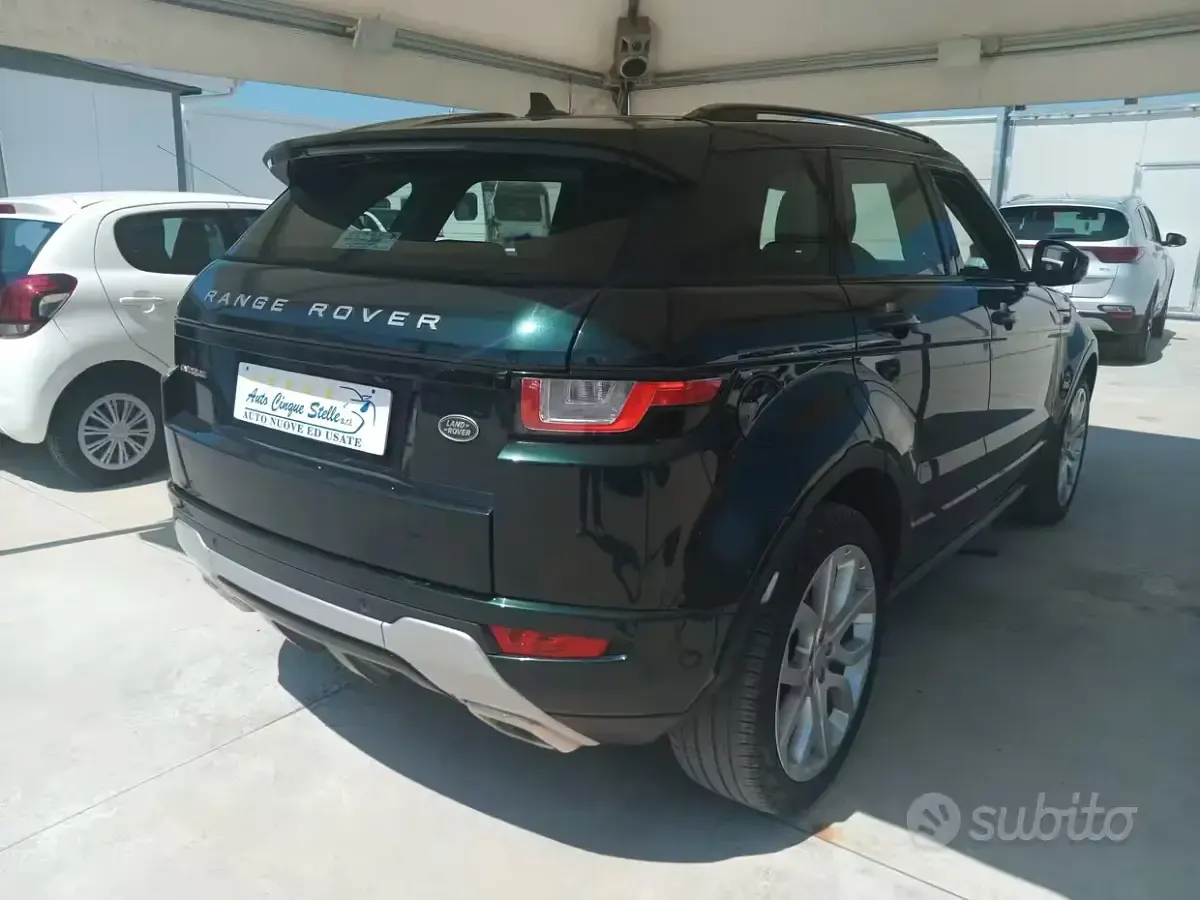 Usata Land Rover Range Rover evoque 150 CV (110 kW) 2016 Verde SUV
