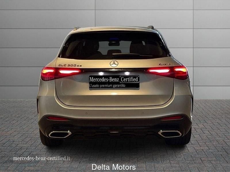 Usata Mercedes GLC300 Advanced 333 CV (244 kW) 2024 Argento SUV