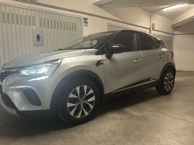 Usata Renault Captur Zen 91 CV (66 kW) 2021 SUV