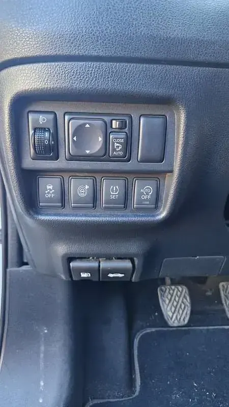 Usata Nissan Juke Tekna 110 CV (80 kW) 2016 Bianco SUV