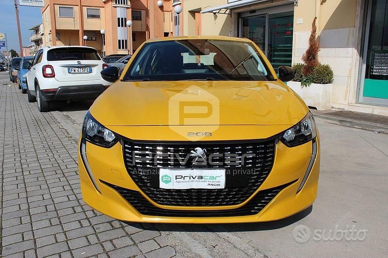 Usata Peugeot 208 Active 2023 Giallo Utilitaria