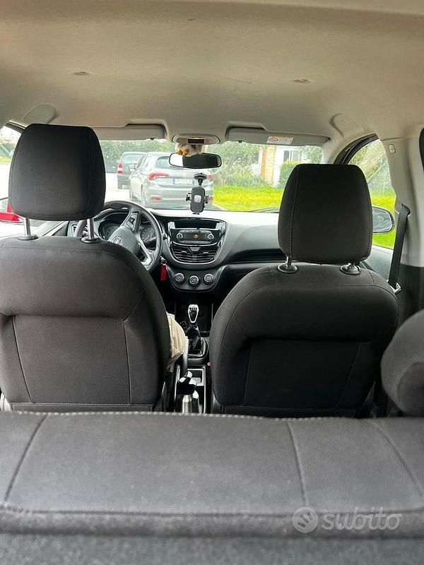 Usata Opel Karl 75 CV (55 kW) 2016 Rosso Utilitaria