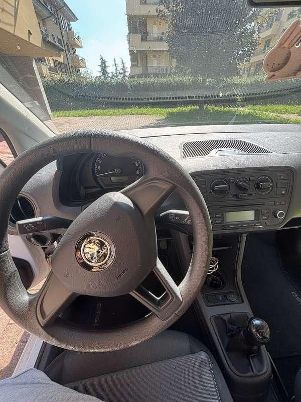 Usata Skoda Citigo Active 60 CV (44 kW) 2016 Bianco Utilitaria