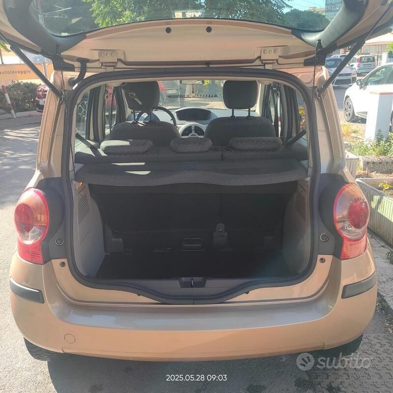 Usata Renault Modus Dynamique 85 CV (62 kW) 2005 Monovolume
