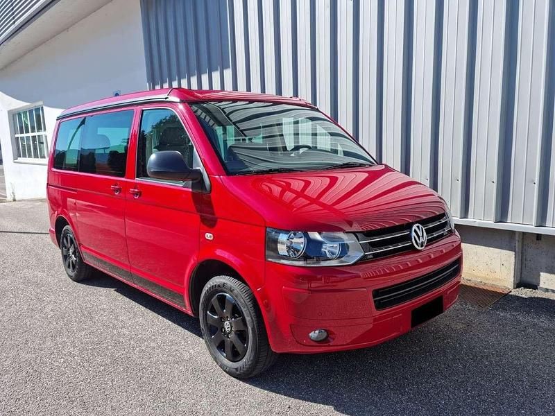 Rosso Usata 2013 VW T5 California Furgone | 35.900 € (Molto cara) - Immagine 1/4