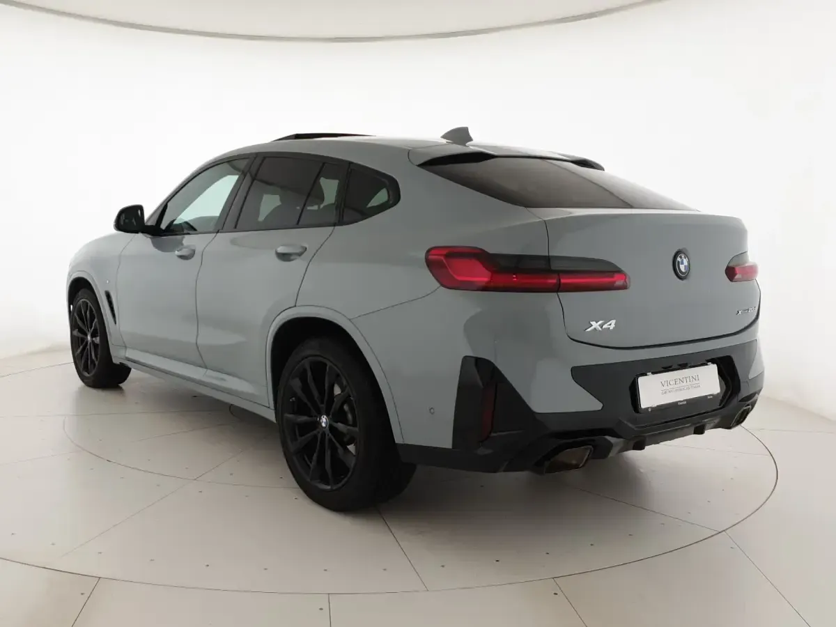 Usata BMW X4 M Sport 190 CV (139 kW) 2023 Grigio SUV