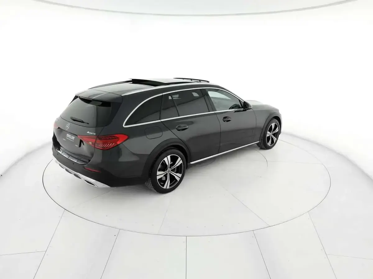 Usata Mercedes C220 Premium 200 CV (147 kW) 2022 Grigio Station wagon