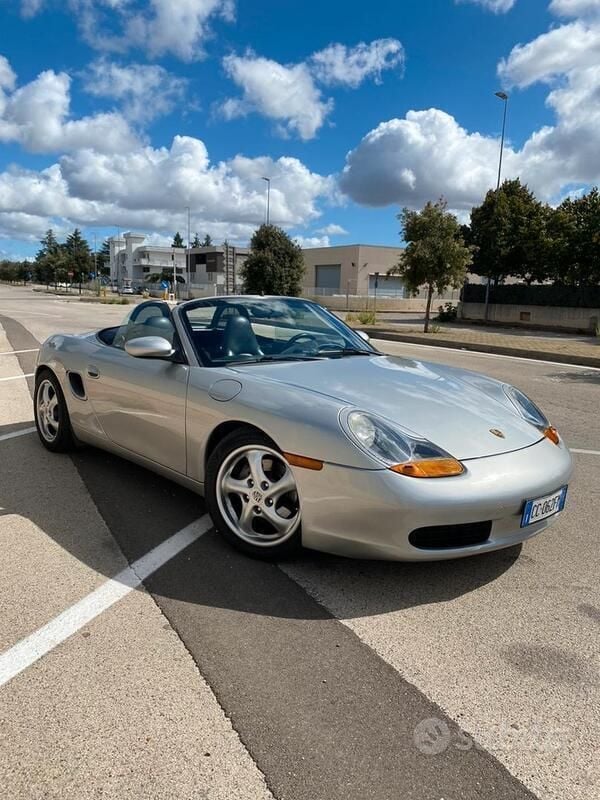 Usata Porsche Boxster 204 CV (150 kW) 1997 Argento Cabrio