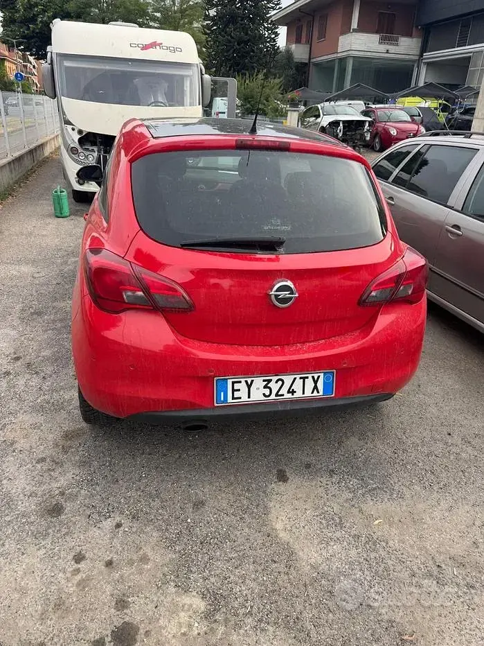 Usata Opel Corsa 2012 Rosso Utilitaria