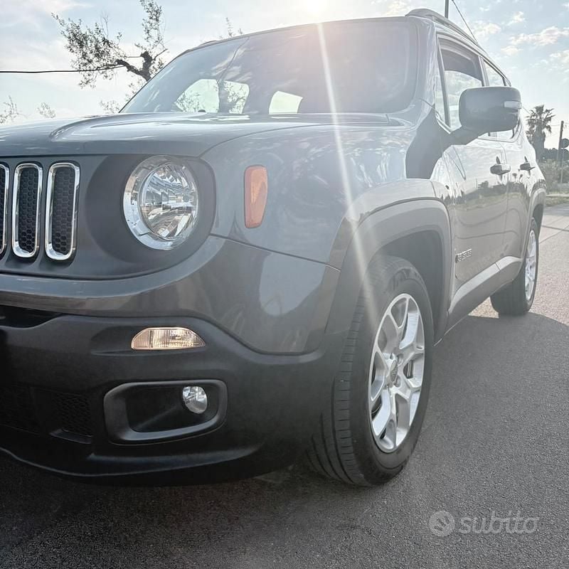 Usata Jeep Renegade Longitude 120 CV (88 kW) 2017 Grigio SUV
