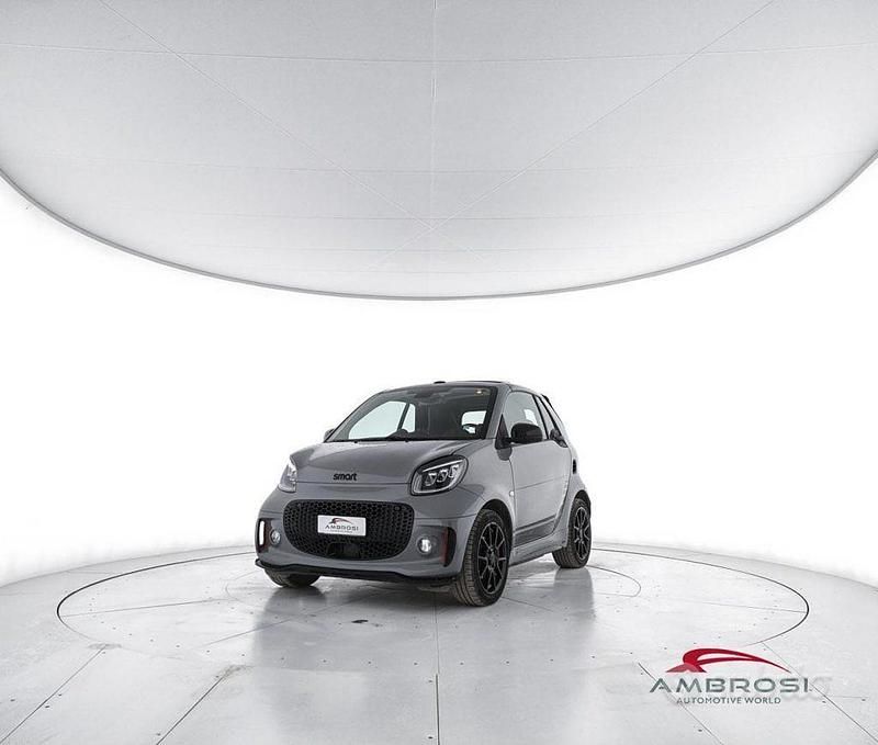 Usata Smart ForTwo Electric Drive 60 kW (82 CV) 2020 Grigio Cabrio
