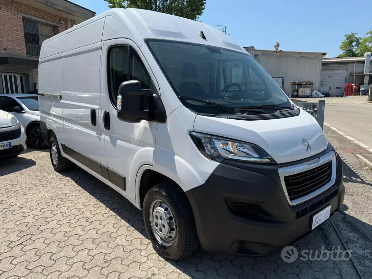 Usata Peugeot Boxer S 140 CV (102 kW) 2021 Bianco Furgone