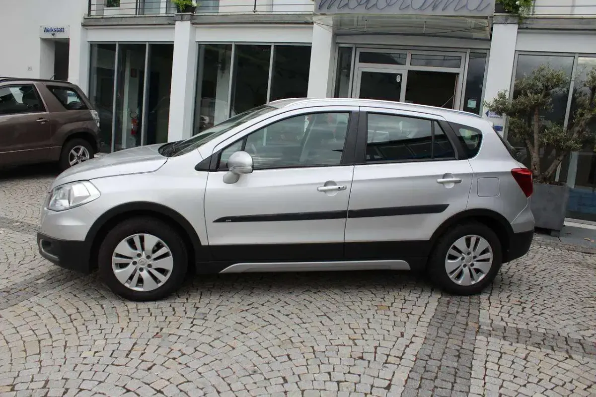Usata Suzuki SX4 S-Cross Style 120 CV (88 kW) 2014 Argento SUV