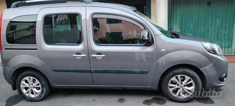 Usata Renault Kangoo LIMITED 90 CV (66 kW) 2017 Monovolume