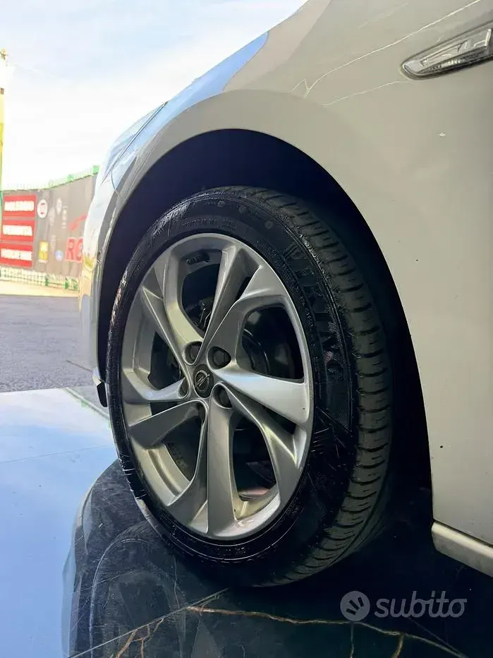 Usata Opel Astra Innovation 110 CV (80 kW) 2017 Bianco Berlina