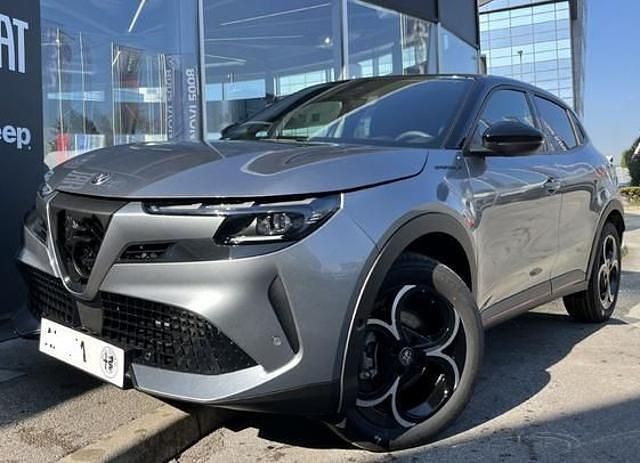 Nuova Alfa Romeo GT Junior Edizione Speciale 145 CV (106 kW) 2025 Grigio SUV