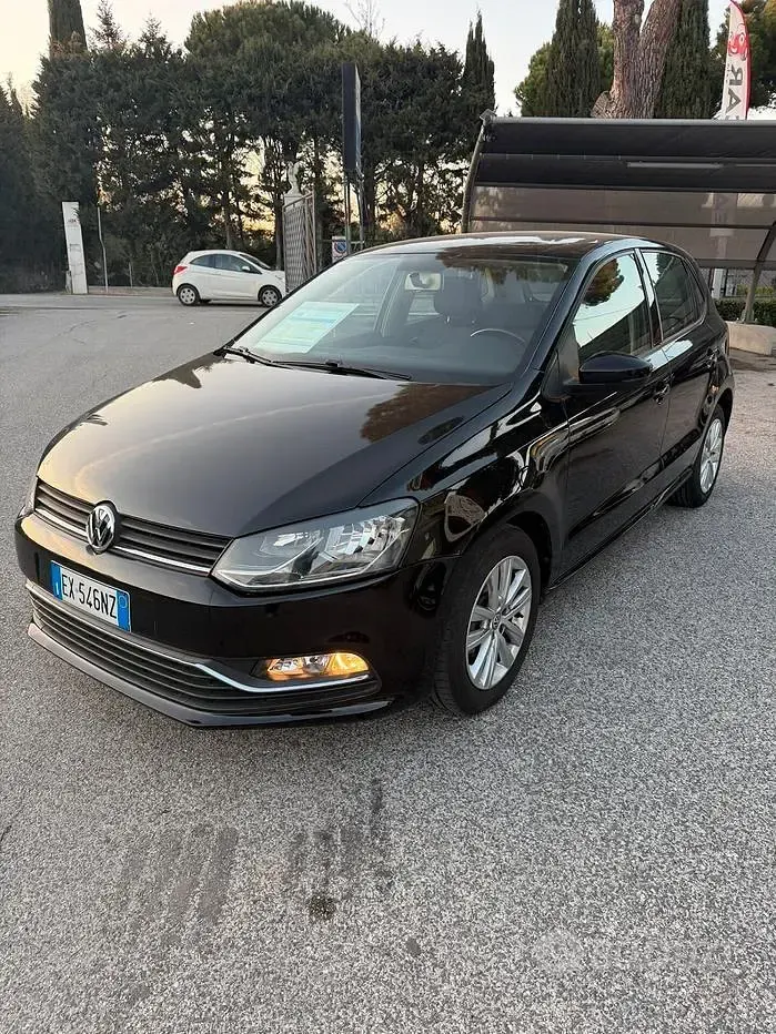 Usata VW Polo Comfortline 75 CV (55 kW) 2014 Nero Berlina
