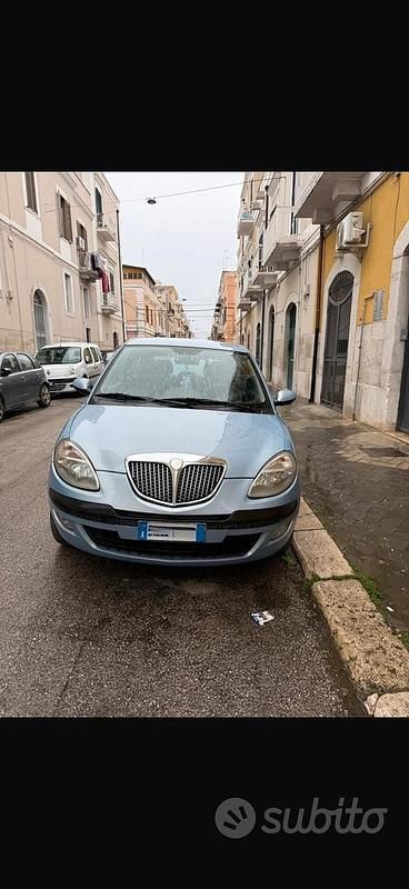 Usata Lancia Ypsilon 2003 Blu Utilitaria