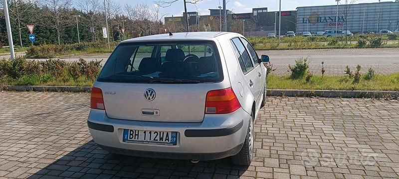 Usata VW Golf IV 75 CV (55 kW) 2000 Berlina