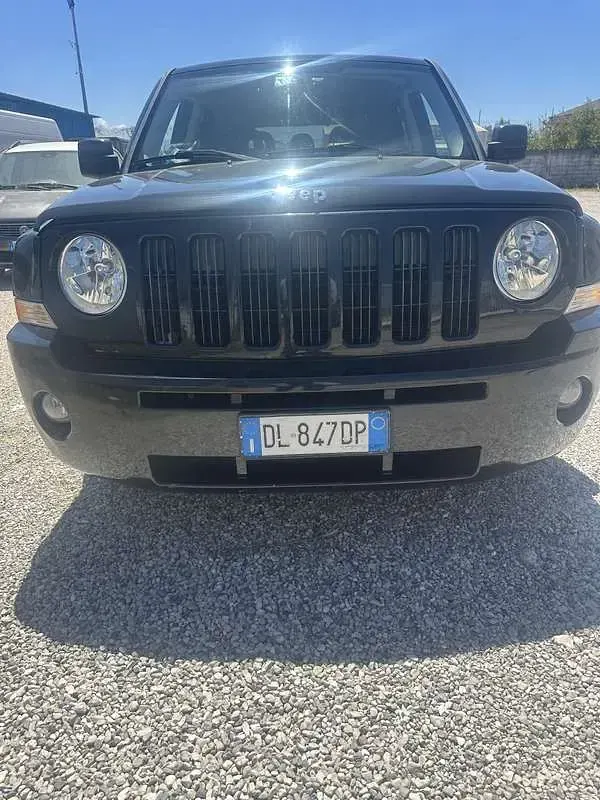 Usata Jeep Patriot Limited 140 CV (102 kW) 2008 SUV