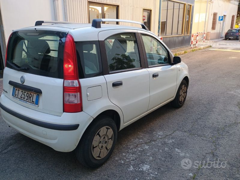 Usata Fiat Panda 60 CV (44 kW) 2005 Bianco Utilitaria
