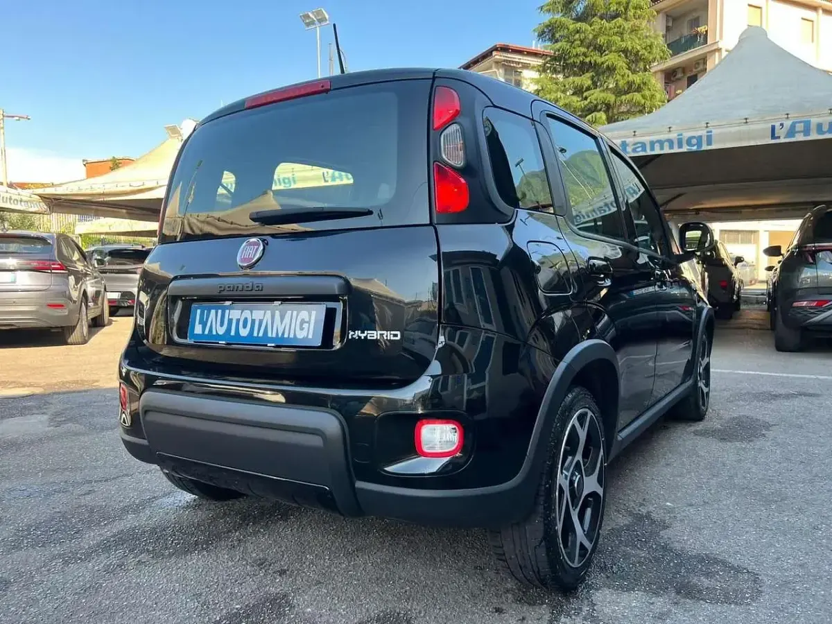 Usata Fiat Panda Sport 69 CV (50 kW) 2022 Nero cinema Utilitaria