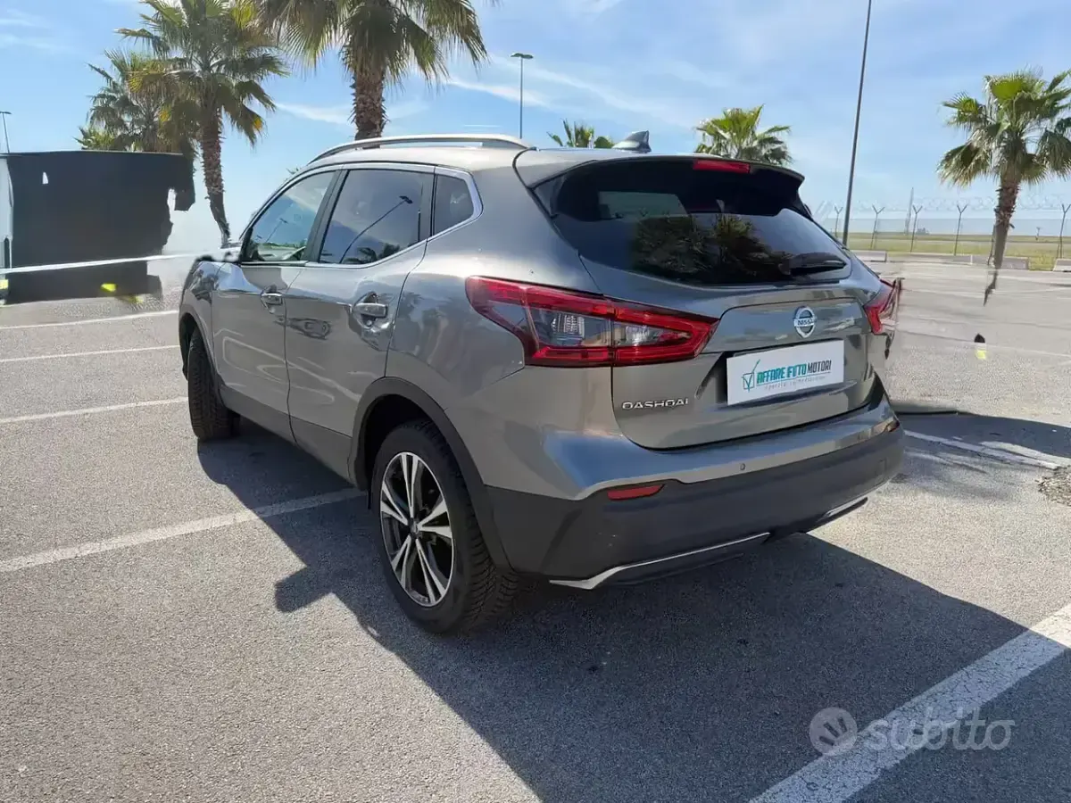 Usata Nissan Qashqai Tekna 110 CV (80 kW) 2018 Grigio SUV