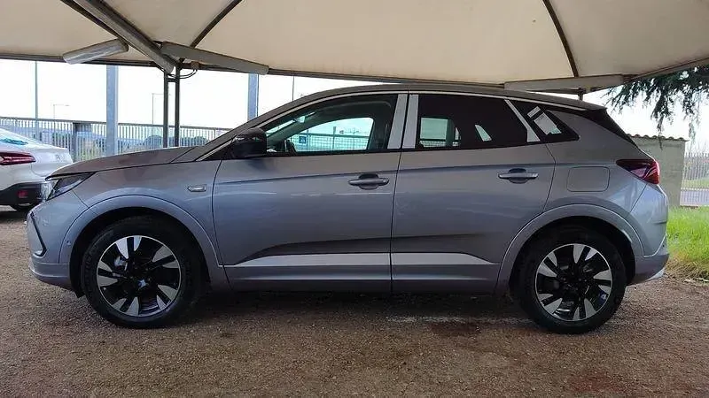 Nuova Opel Grandland X Business Elegance 224 CV (164 kW) 2025 Grigio SUV