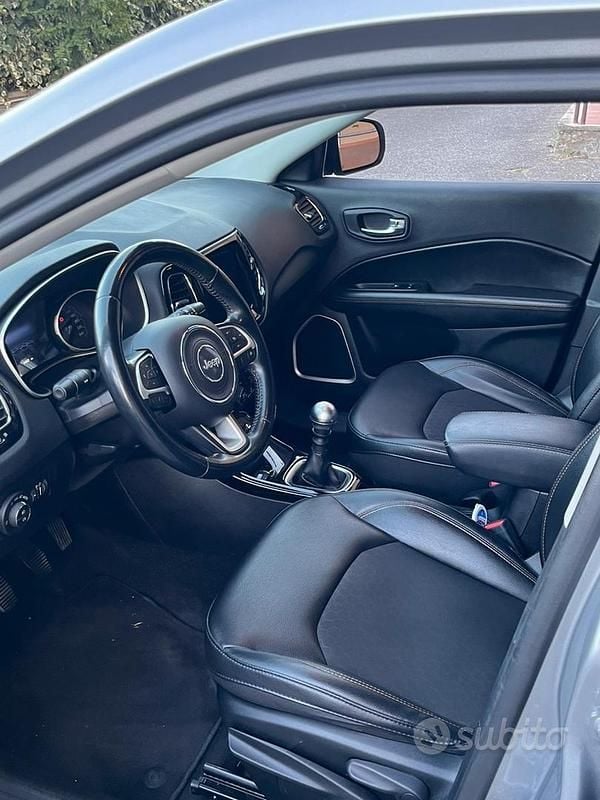 Usata Jeep Compass Limited 120 CV (88 kW) 2020 Grigio SUV