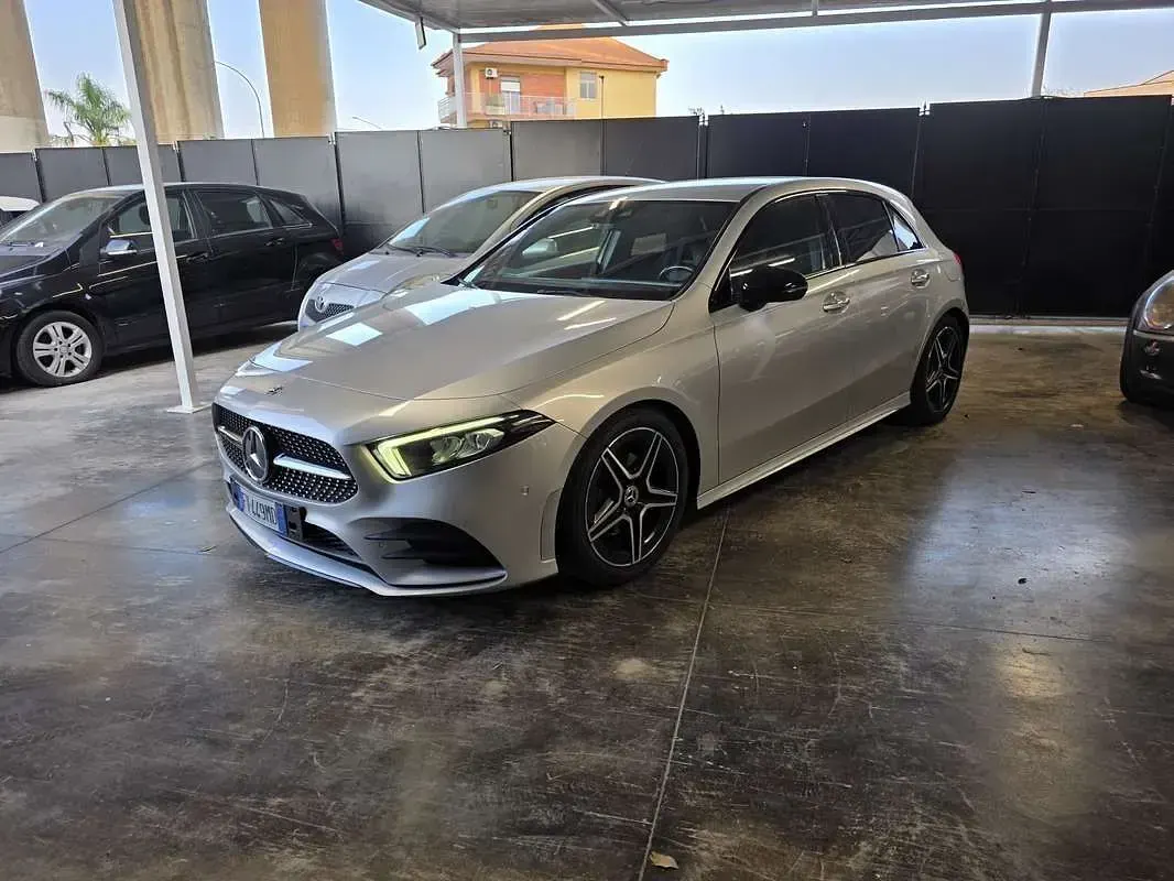 Usata Mercedes A200 Premium 150 CV (110 kW) 2019 Berlina