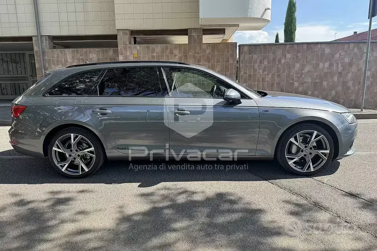 Usata Audi A4 Business 190 CV (139 kW) 2017 Grigio Station wagon
