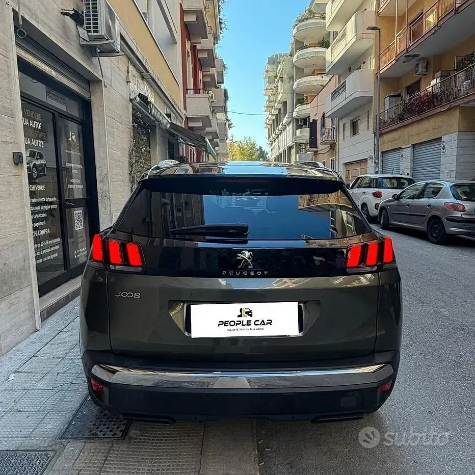 Usata Peugeot 3008 Allure 131 CV (96 kW) 2019 Grigio SUV