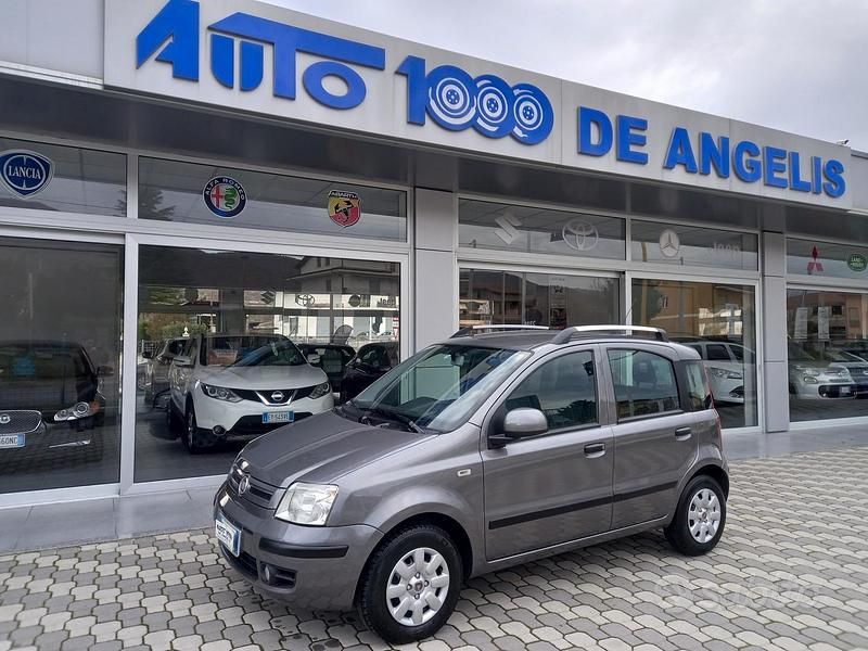 Usata Fiat Panda 75 CV (55 kW) 2012 Grigio Utilitaria