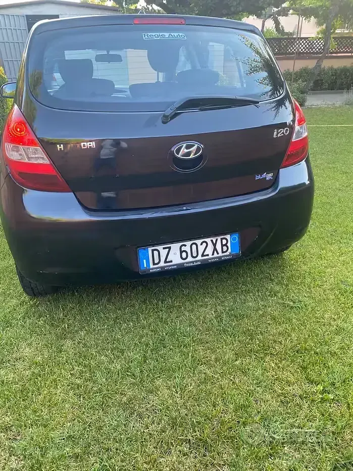 Usata Hyundai i20 Classic 78 CV (57 kW) 2010 Nero Utilitaria