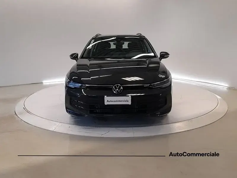 Nuova VW Golf VIII Life 116 CV (85 kW) 2025 Grigio scuro Station wagon