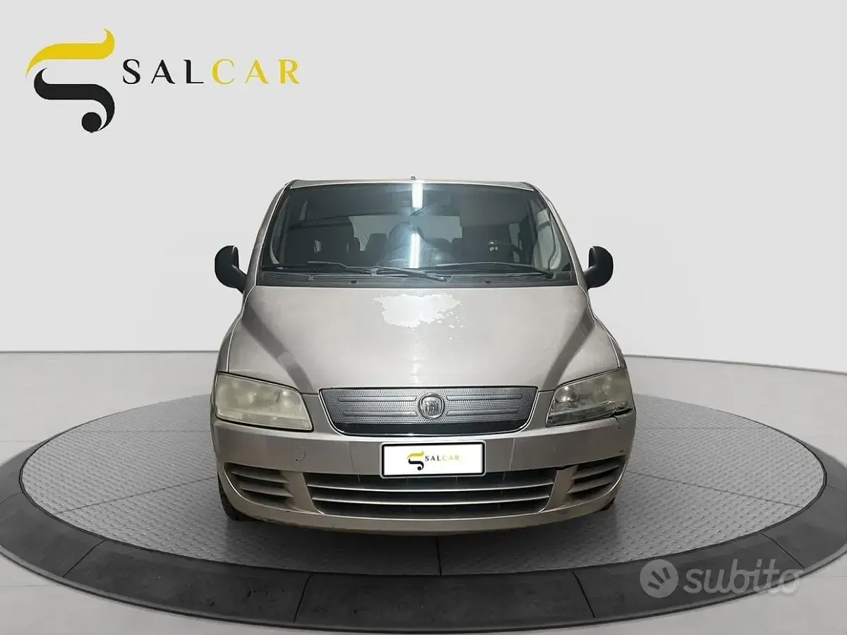 Usata Fiat Multipla Emotion 120 CV (88 kW) 2009 Marrone Monovolume