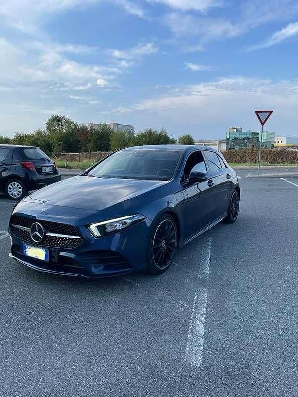 Usata Mercedes A200 Premium 150 CV (110 kW) 2020 Blu/azzurro Berlina
