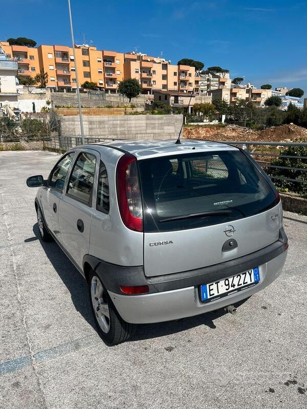 Venduto Opel Corsa 5 porte 1.7DI (Gan. - auto usate in vendita