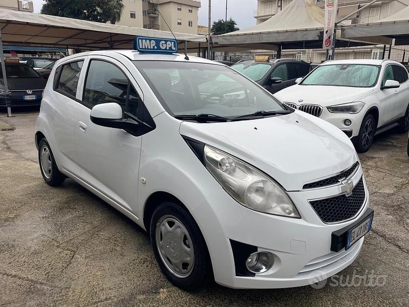 Usata Chevrolet Spark 68 CV (50 kW) 2011 Bianco Utilitaria