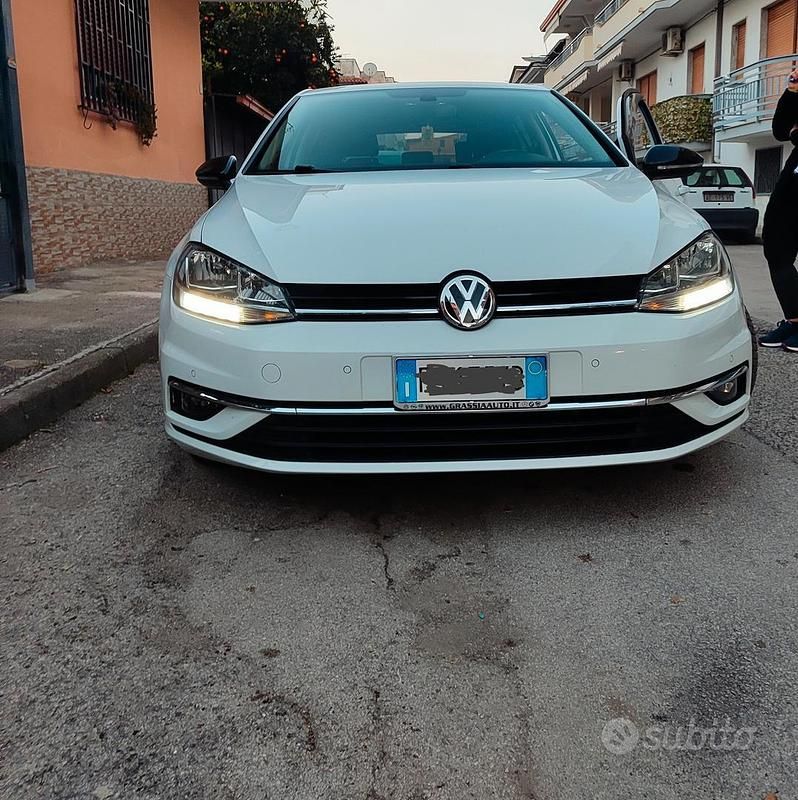 Usata VW Golf VII Highline 115 CV (84 kW) 2017 Bianco Berlina