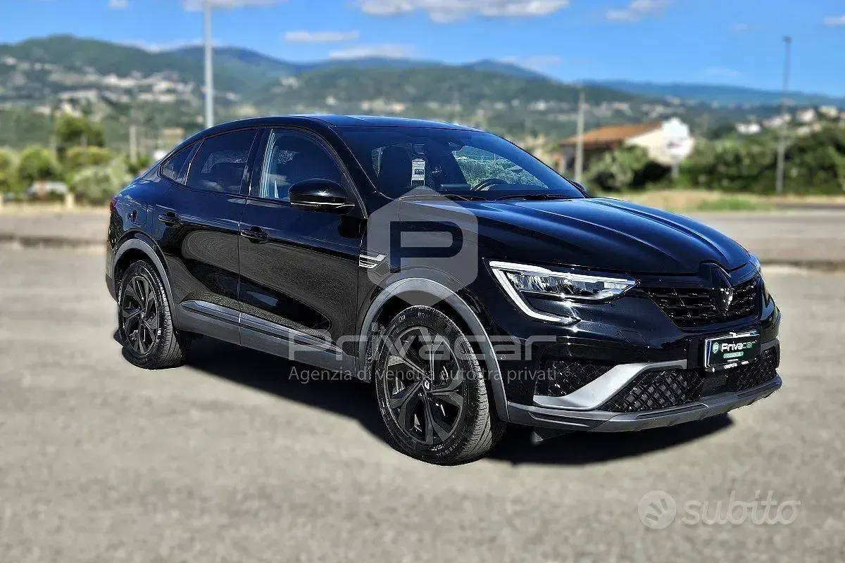 Usata Renault Arkana Engineered 94 CV (69 kW) 2023 Nero SUV