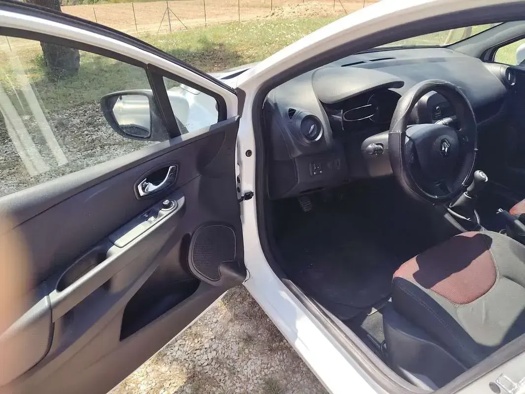 Usata Renault Clio 75 CV (55 kW) 2014 Bianco Station wagon