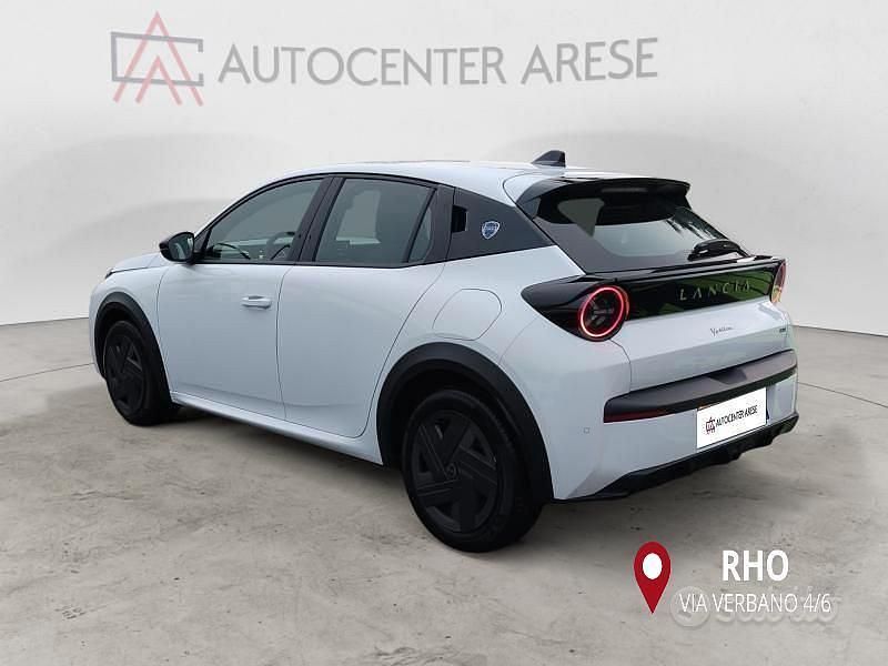 Usata Lancia Ypsilon 110 CV (80 kW) 2025 Bianco Utilitaria