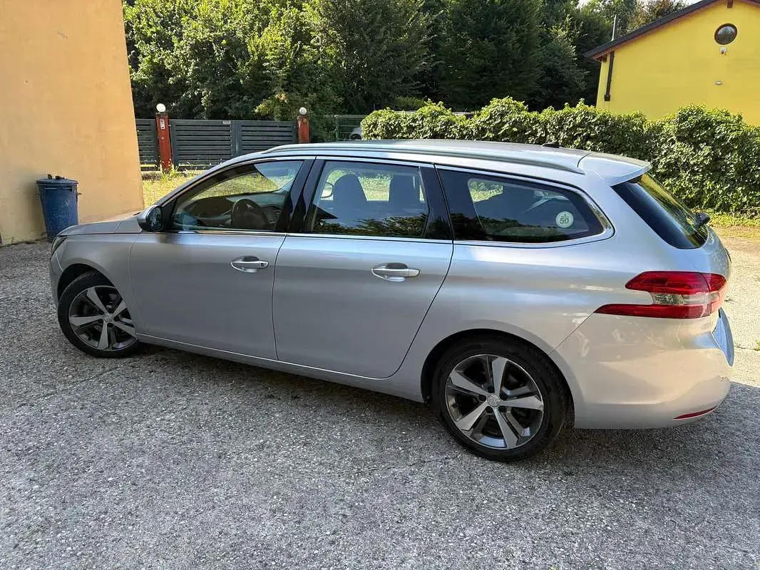 Usata Peugeot 308 Allure 150 CV (110 kW) 2016 Argento Station wagon