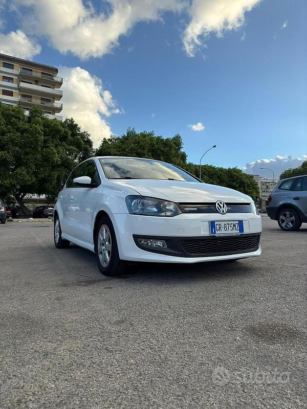 Usata VW Polo 90 CV (66 kW) 2011 Bianco Berlina